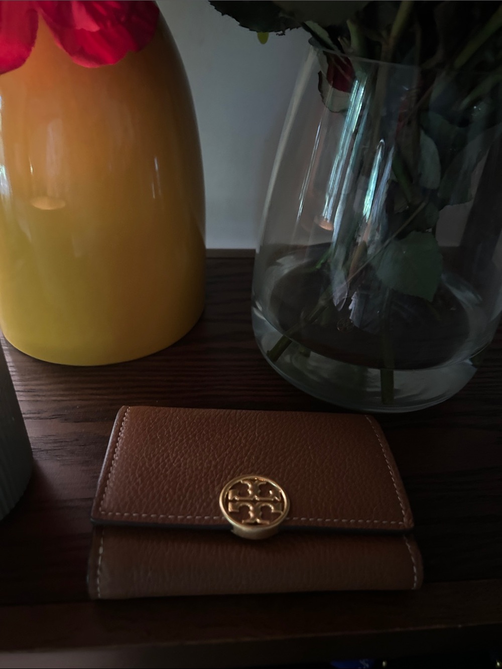 Tory Burch Brown Leather Wallet with Gold Logo - Picture 5 of 6